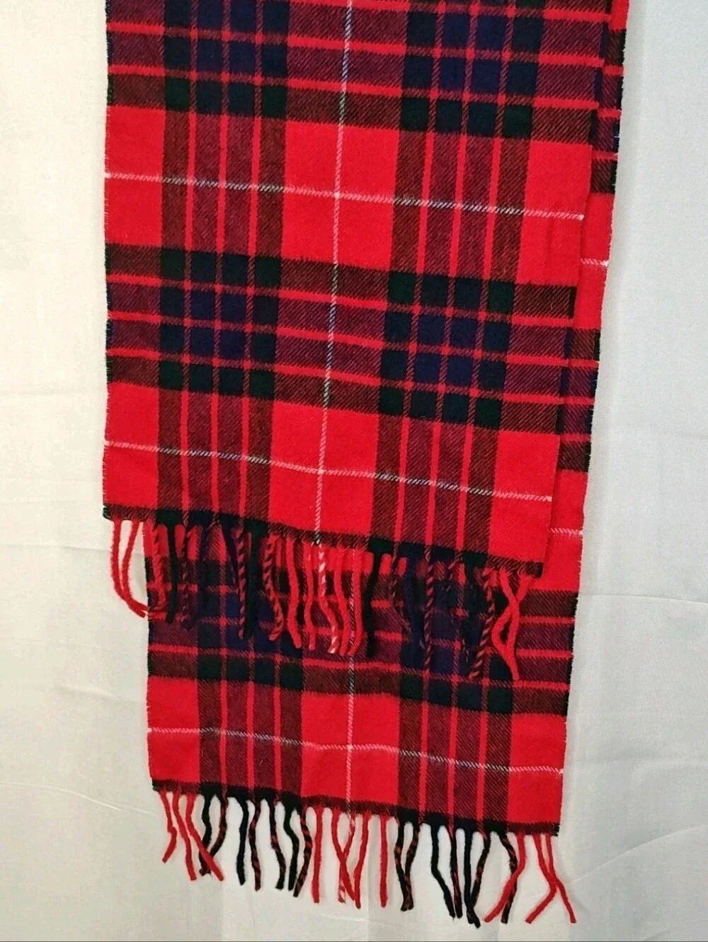 Vintage Lyle Scott Scotland Lamb's Wool Fringed Scarf Irish Tartan Plaid 12/50